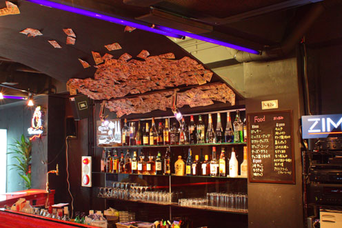 池袋ガールズバー クレイジーホース 店内写真4